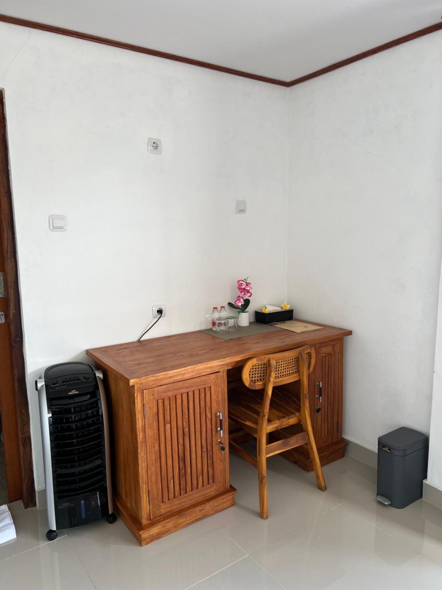 Bisbis House Iseh Village Selat Exterior foto